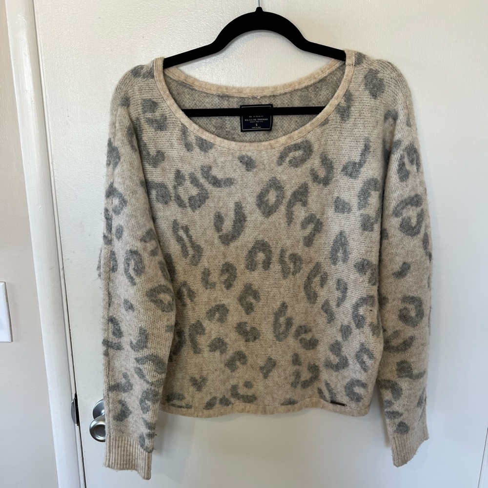 Abercrombie & Fitch - Cheetah Sweater - size small